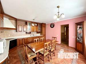 Таунхаус 337м², 2-этажный, участок 1 сот.