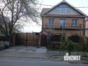 Дом 270м², 2-этажный, участок 6 сот.