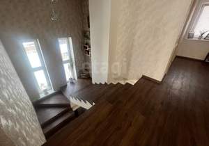 Дом 301м², 3-этажный, участок 12 сот.