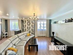 Дом 268м², 3-этажный, участок 3 сот.