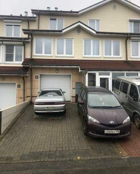 Дом 205м², 3-этажный, участок 1 сот.