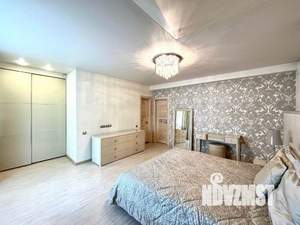 Дом 268м², 3-этажный, участок 3 сот.