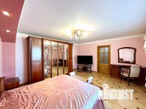 Таунхаус 337м², 2-этажный, участок 1 сот.