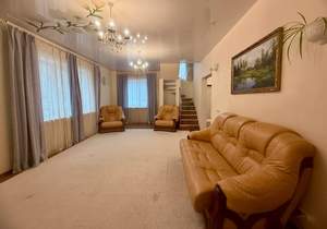 Дом 120м², 3-этажный, участок 8 сот.