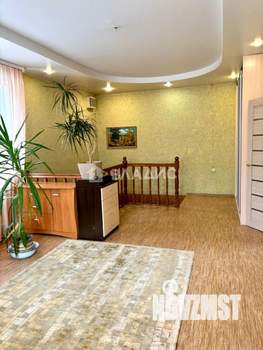 Дом 101м², 2-этажный, участок 10 сот.