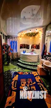 Коттедж 230м², 3-этажный, участок 6 сот.