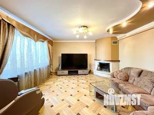 Таунхаус 337м², 2-этажный, участок 1 сот.