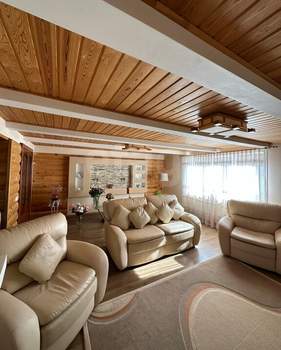 Дом 247м², 2-этажный, участок 15 сот.