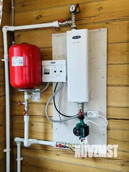 Дом 75м², 2-этажный, участок 6 сот.