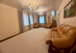 Дом 120м², 3-этажный, участок 8 сот.