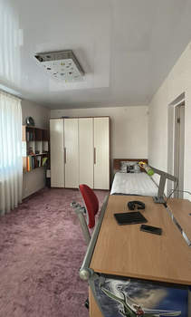 Дом 287м², 2-этажный, участок 15 сот.