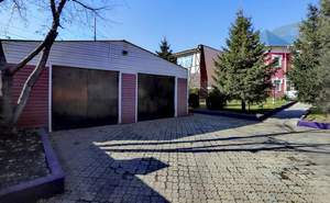 Дом 230м², 3-этажный, участок 6 сот.