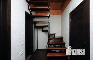 Дом 93м², 2-этажный, участок 7 сот.