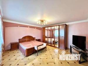 Таунхаус 337м², 2-этажный, участок 1 сот.