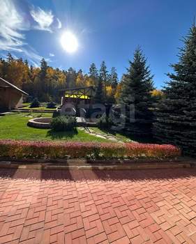 Дом 247м², 2-этажный, участок 15 сот.