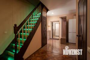 Дом 81м², 2-этажный, участок 3 сот.