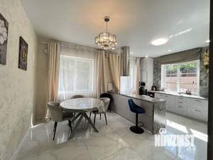 Коттедж 210м², 2-этажный, участок 7 сот.