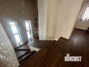 Дом 301м², 3-этажный, участок 12 сот.