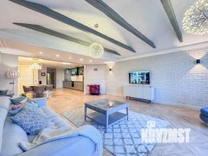 Таунхаус 153м², 2-этажный, на длительный срок, 