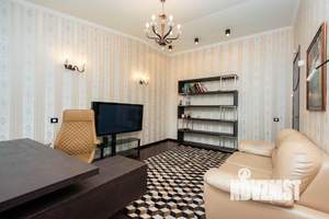 Коттедж 230м², 2-этажный, на длительный срок, 