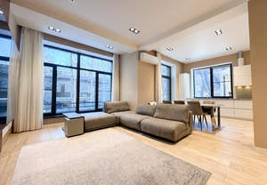 Дом 180м², 2-этажный, на длительный срок, 