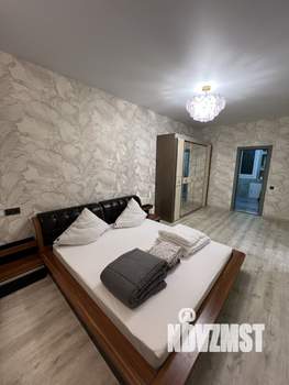 Дом 250м&sup2;, 2-этажный, посуточно, 