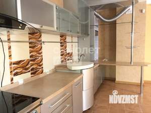 Таунхаус 290м², 3-этажный, участок 2 сот.  