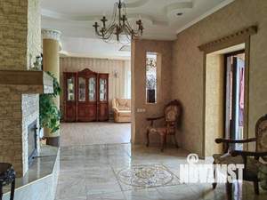 Коттедж 374м², 3-этажный, участок 9 сот.  