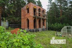 Дом 60м², 2-этажный, участок 6 сот.  