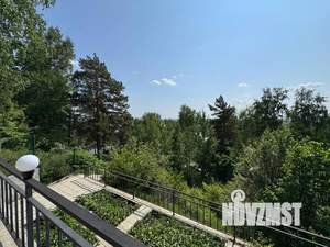 Дом 93м², 2-этажный, участок 8 сот.  