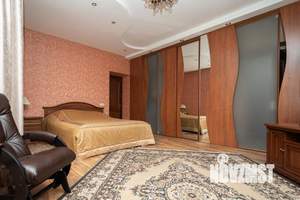 Коттедж 460м², 3-этажный, участок 8 сот.  