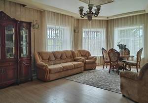 Дом 374м², 3-этажный, участок 8 сот.  