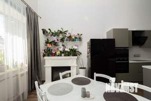 Таунхаус 163м&sup2;, 3-этажный, участок 1 сот.  