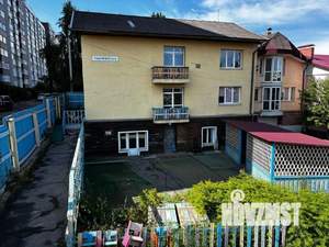 Коттедж 273м², 3-этажный, участок 6 сот.  