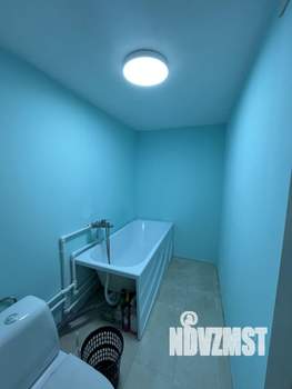 Дом 100м&sup2;, 2-этажный, участок 10 сот.  