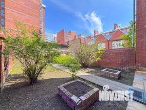 Таунхаус 275м&sup2;, 6-этажный, участок 1 сот.  