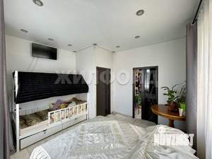 Дом 148м², 2-этажный, участок 10 сот.  