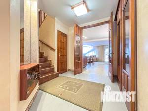 Таунхаус 150м², 2-этажный, участок 2 сот.  