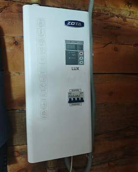 Дом 89м&sup2;, 2-этажный, участок 6 сот.  