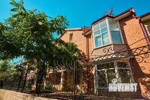 Таунхаус 185м², 2-этажный, участок 2 сот.  