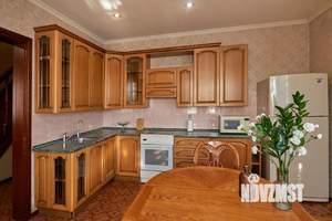 Дом 168м², 2-этажный, участок 11 сот.  