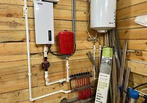 Дом 210м&sup2;, 2-этажный, участок 9 сот.  