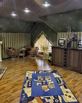 Дом 240м², 3-этажный, участок 6 сот.  