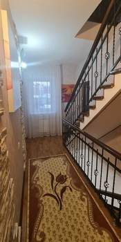 Дом 240м², 3-этажный, участок 6 сот.  
