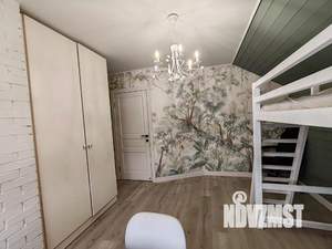 Дом 180м², 2-этажный, участок 9 сот.  