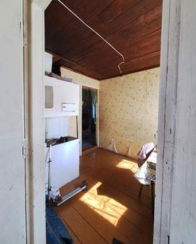 Дом 61м², 2-этажный, участок 10 сот.  