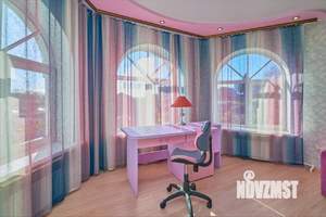 Коттедж 374м², 3-этажный, участок 9 сот.  