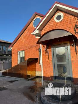 Дом 111м², 3-этажный, участок 4 сот.  