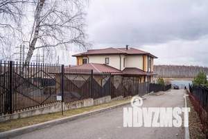 Коттедж 465м&sup2;, 3-этажный, участок 10 сот.  