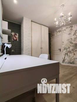 Дом 180м&sup2;, 2-этажный, участок 9 сот.  